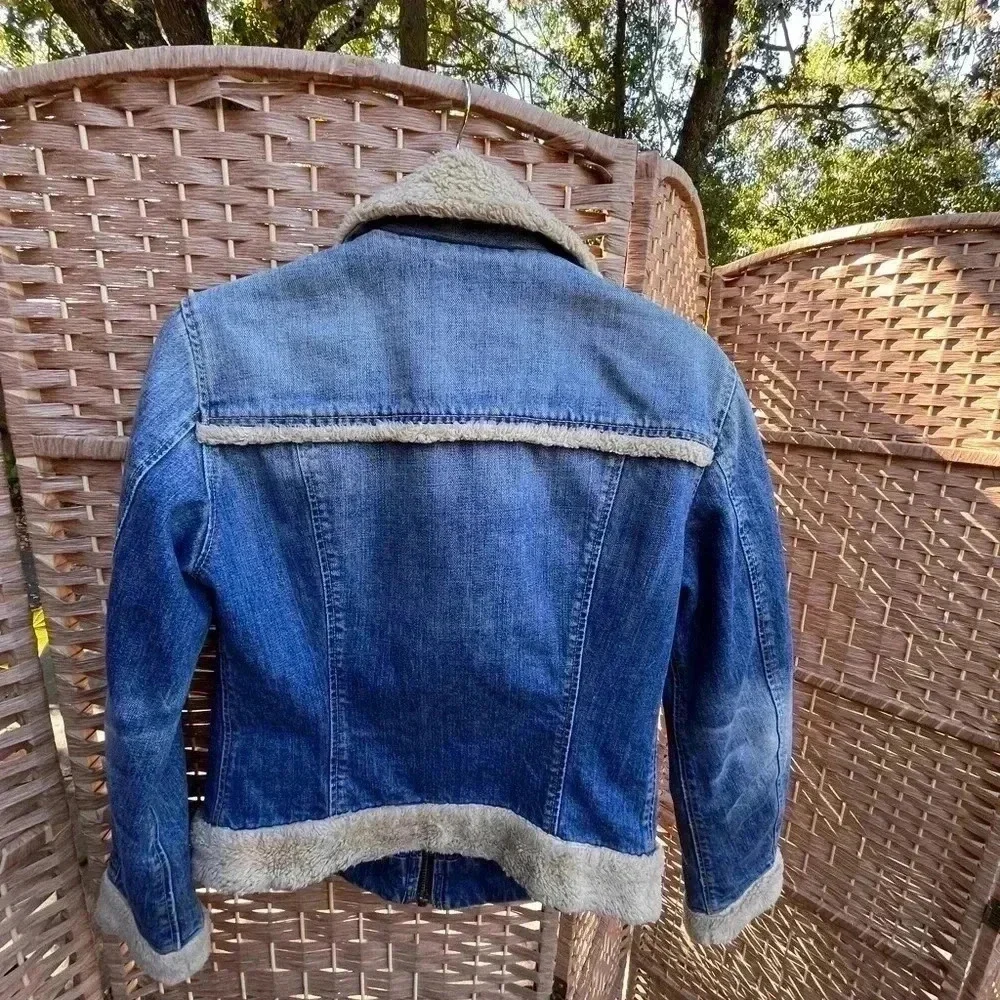 Girl’s Levi’s Denim Jacket - Small
